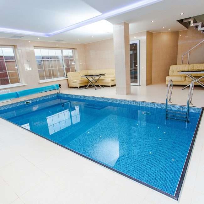 mantenimiento piscinas estepona